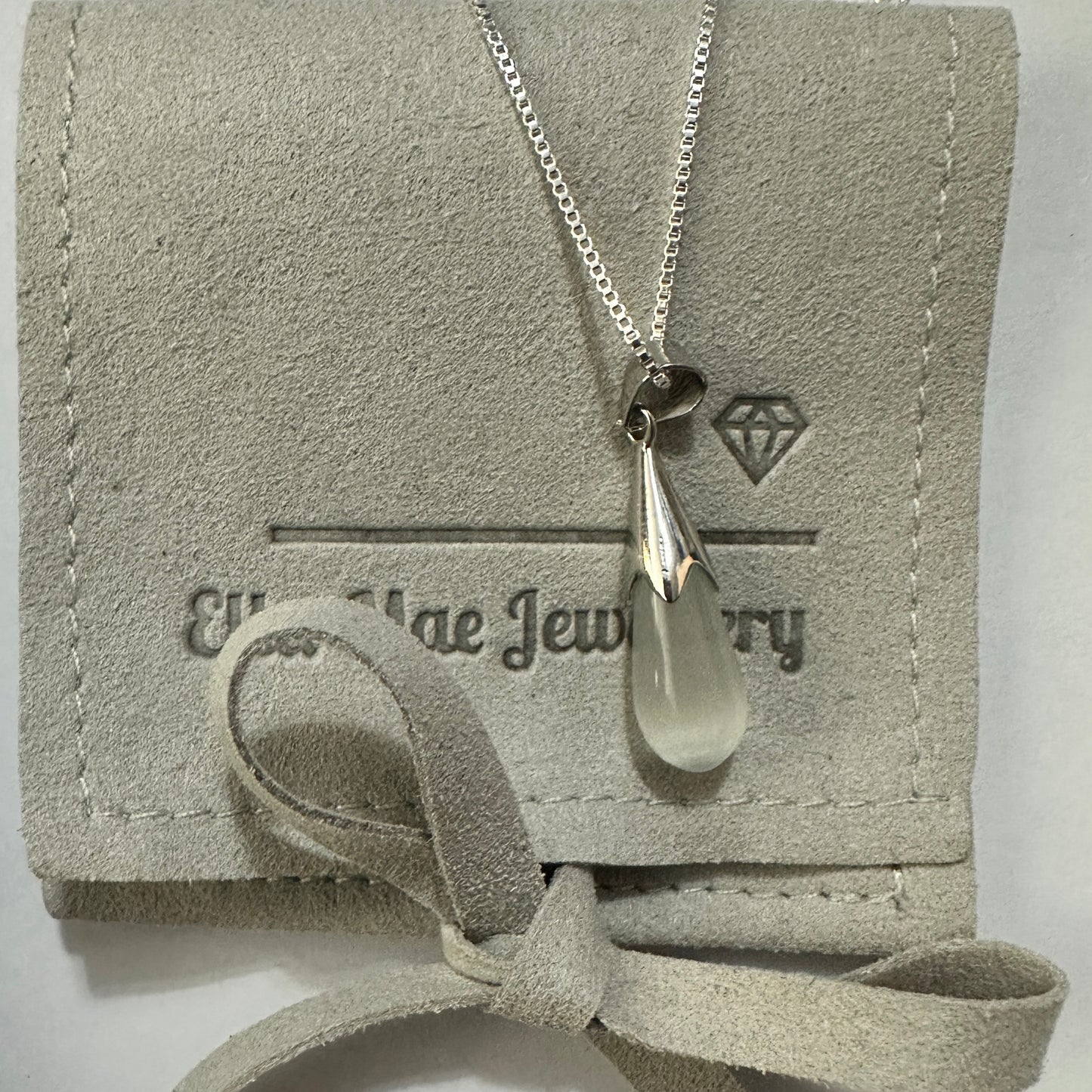 white moonstone pendant necklace