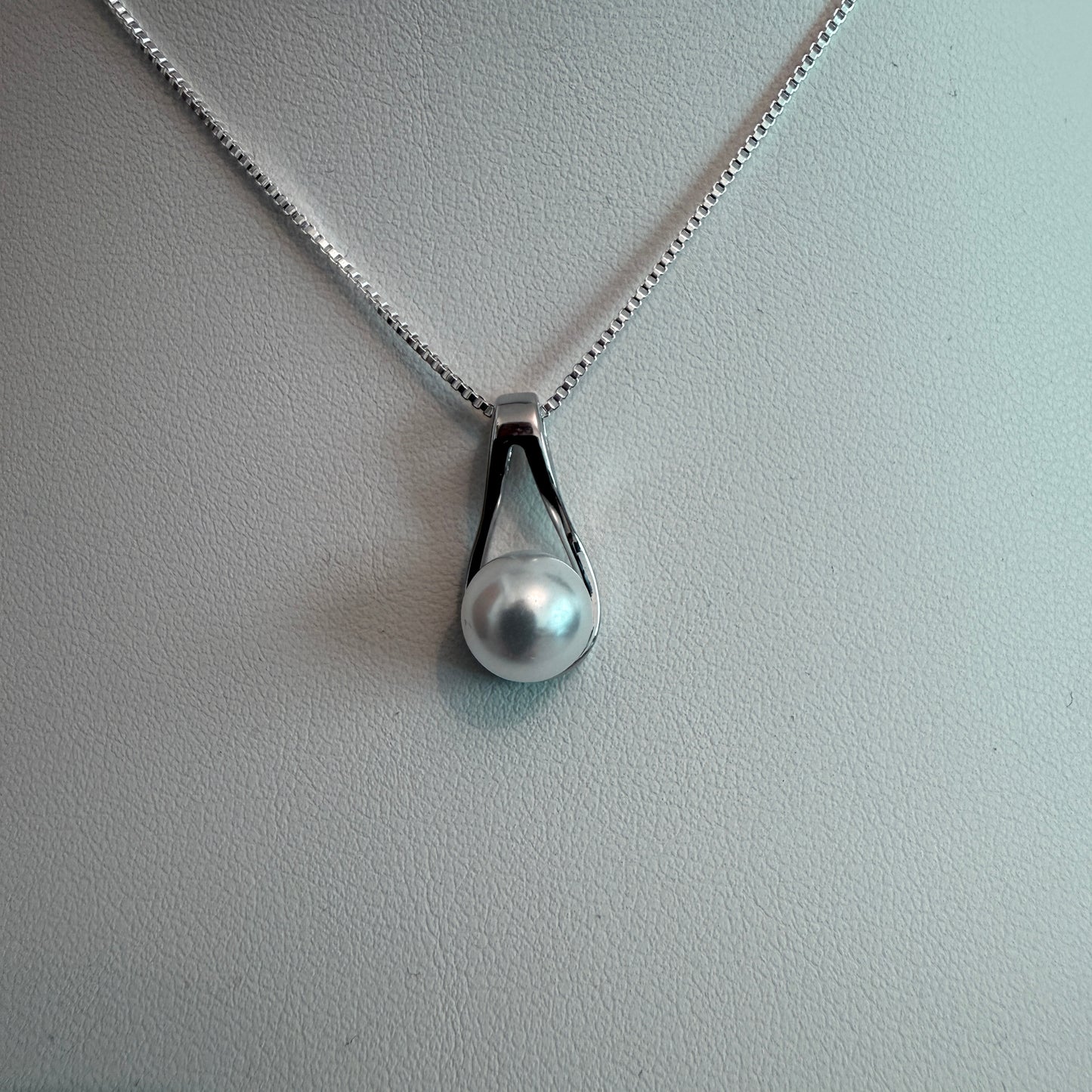 Teardrop Pearl Pendant Necklace on white background