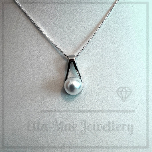 Teardrop Pearl Pendant Necklace with EMJ logo