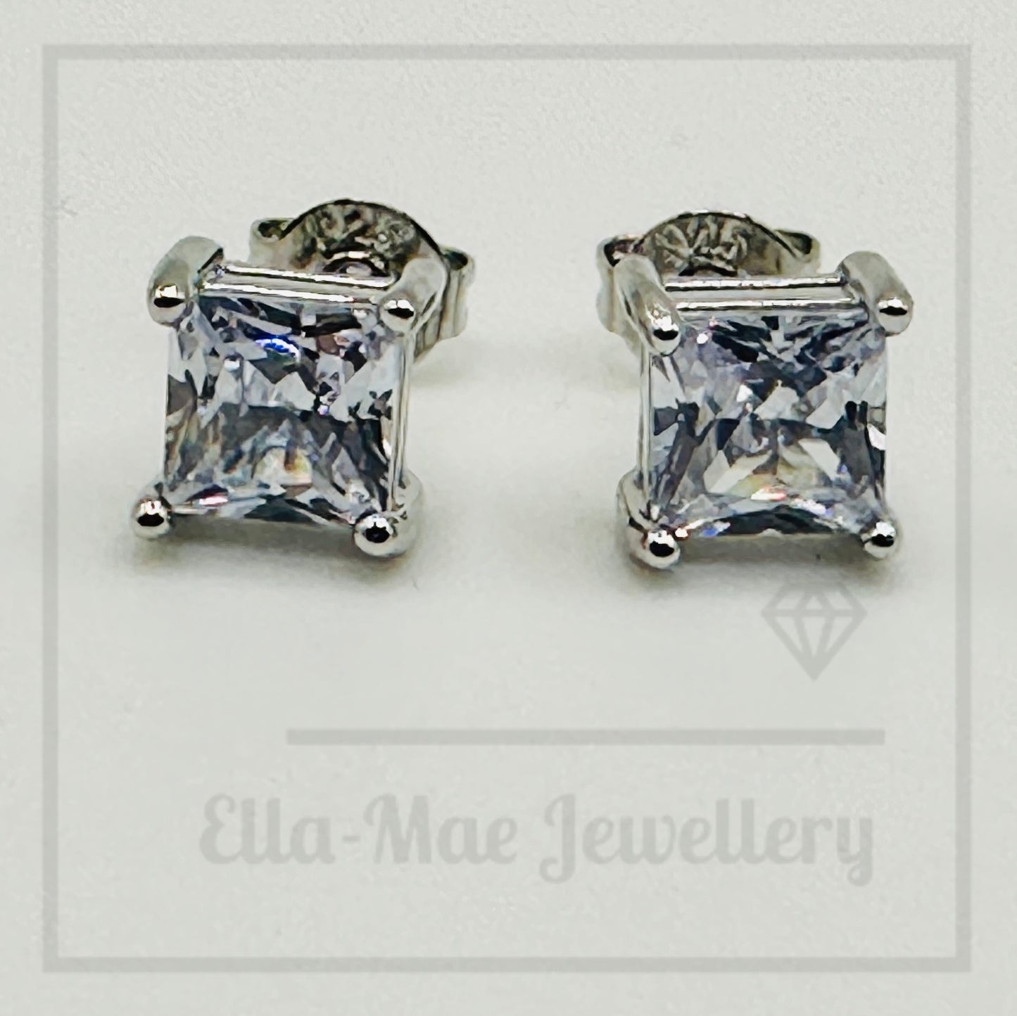 Square Princess Cut Stone Claw Stud Earrings