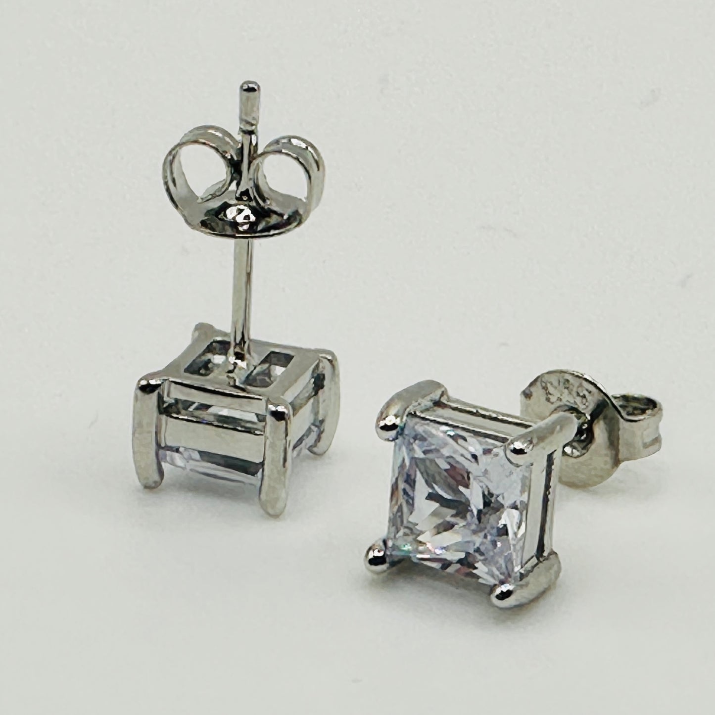 Square Princess Cut Stone Claw Stud Earrings