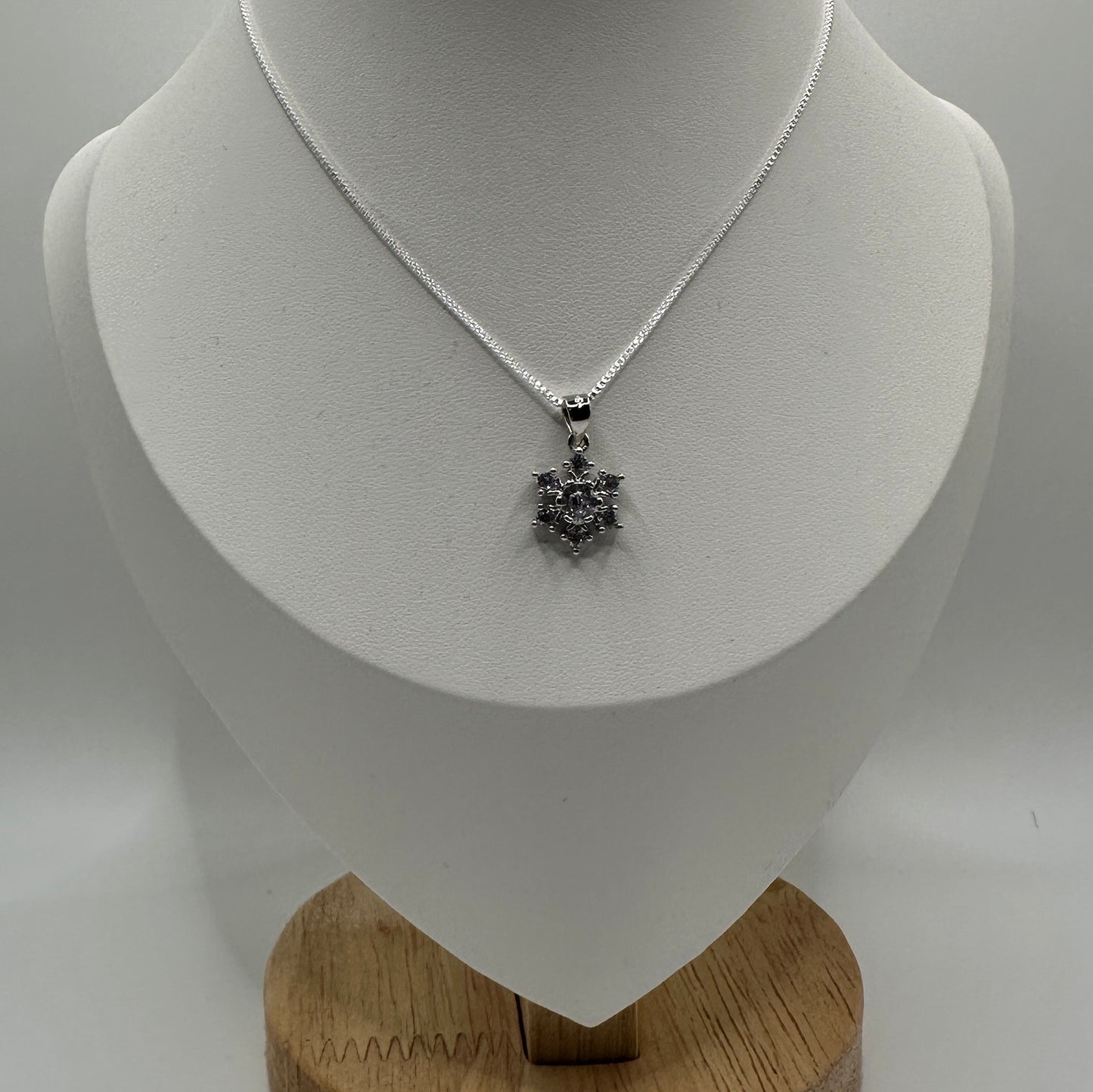 Crystal Snowflake Pendant 