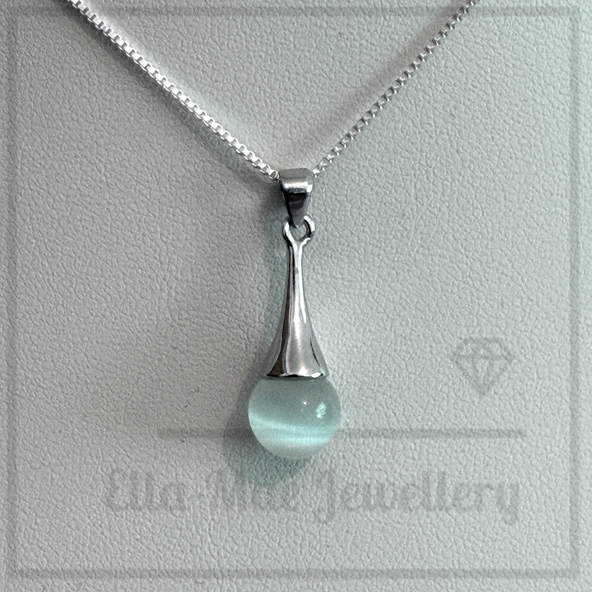 Luna Moonstone Pendant Necklace