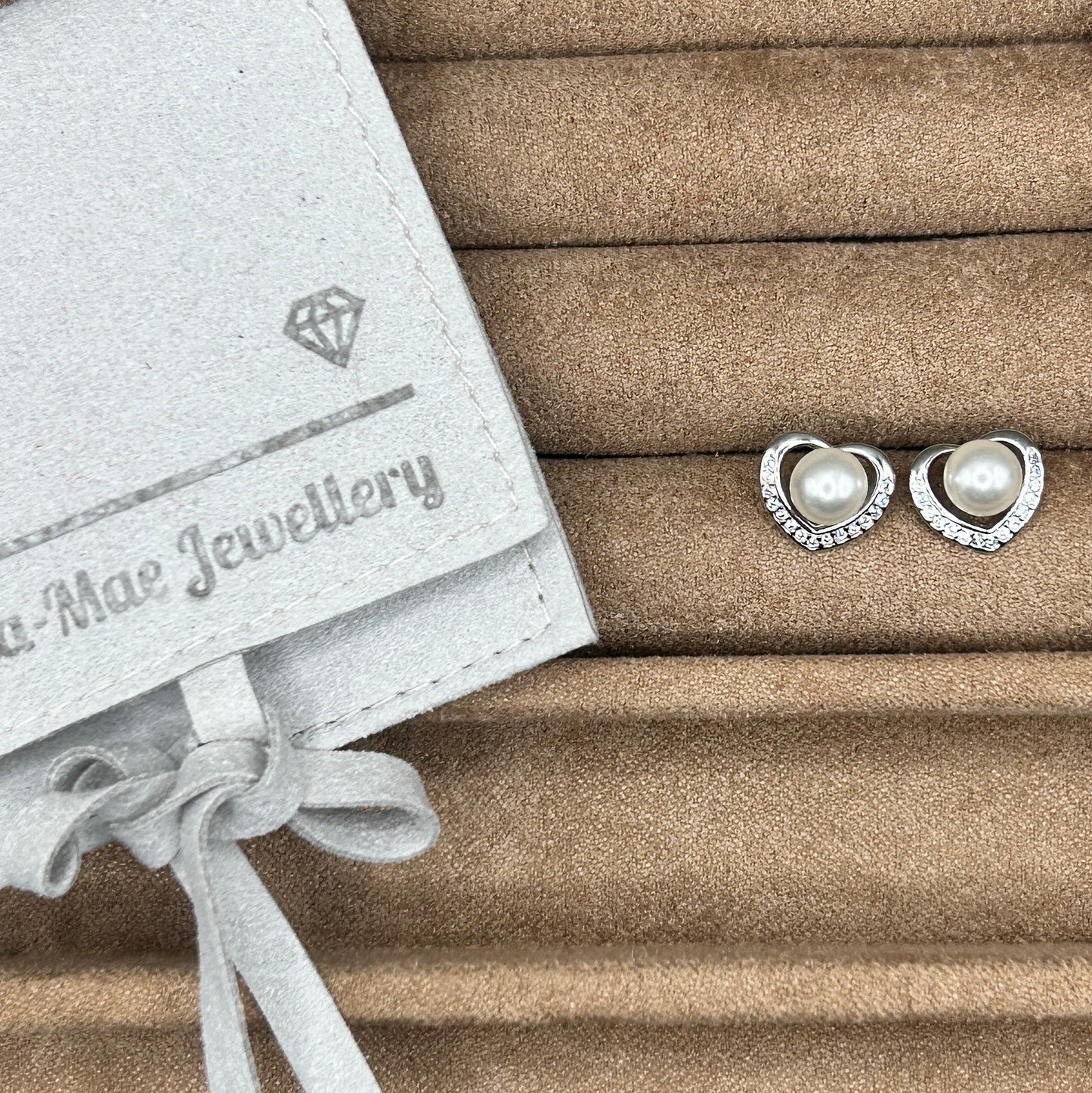 pearl silver heart stud earrings